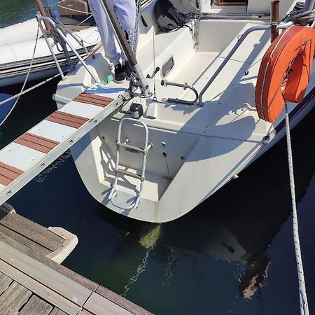 Bateau A Quai St Raphael, 4 Couchages , Voilier Etap 28I Hotel Saint-Raphael  Ngoại thất bức ảnh