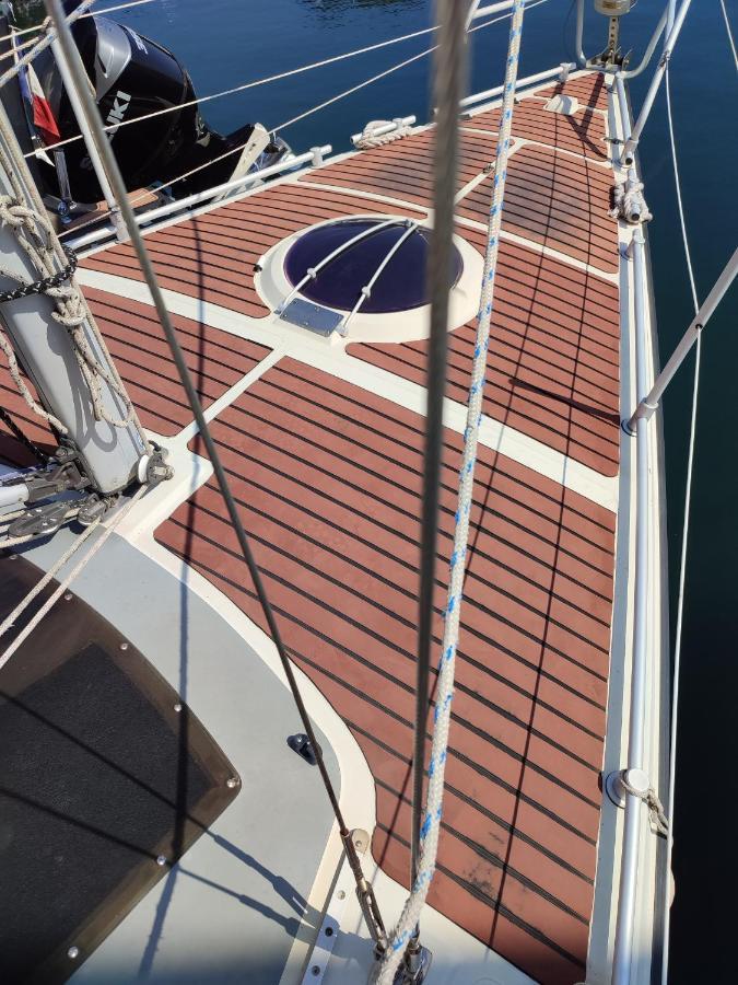 Bateau A Quai St Raphael, 4 Couchages , Voilier Etap 28I Hotel Saint-Raphael  Ngoại thất bức ảnh
